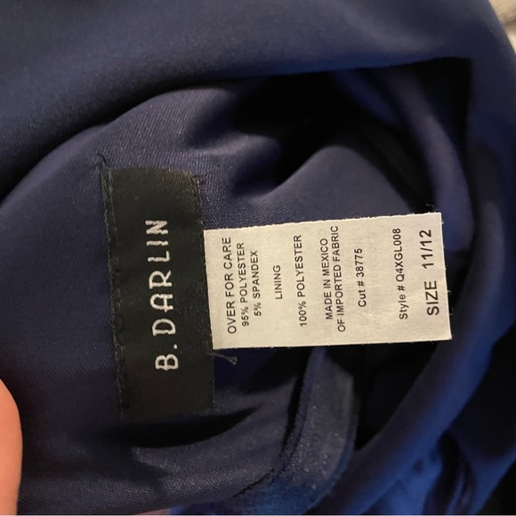 NWT B. Darlin Sleeveless V-Neck Bow-Back Scuba Crepe Fit & Flare Dress - Picture 10 of 11